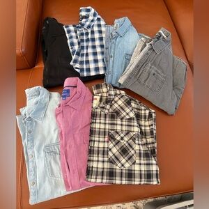 Lot of 7 Assorted Men's Button-Up Short Sleeve Shirts